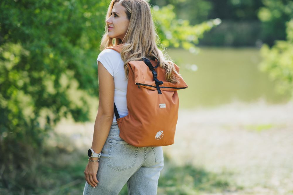 Monkey Mum® Integrovaný softshellový batoh k nosiču Carrie - Jesenné lístie