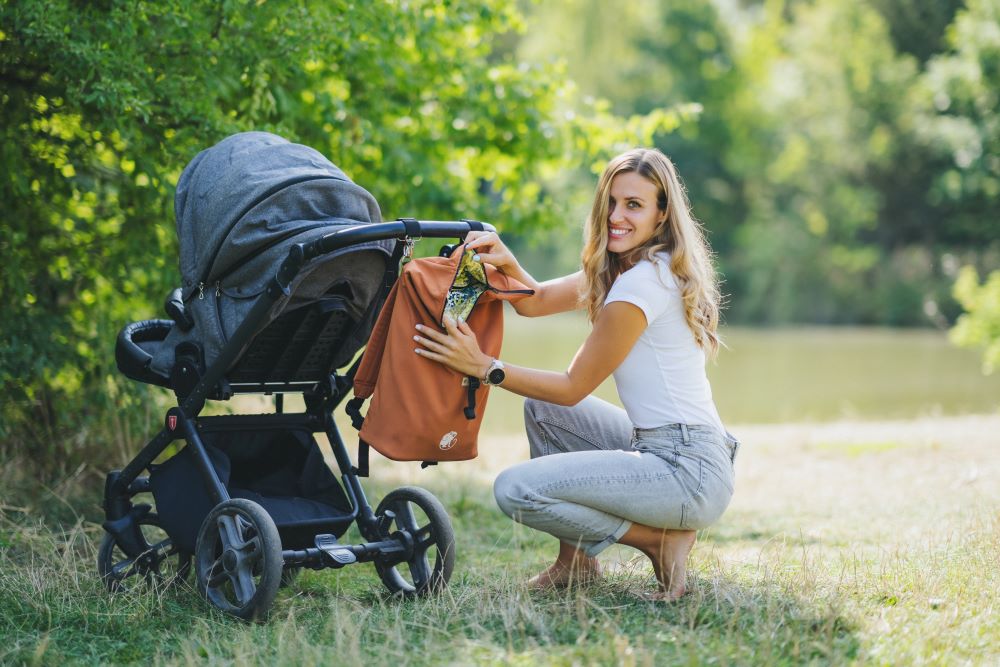 Monkey Mum® Integrovaný keprový batoh k nosiču Carrie - Pôvab geometrie