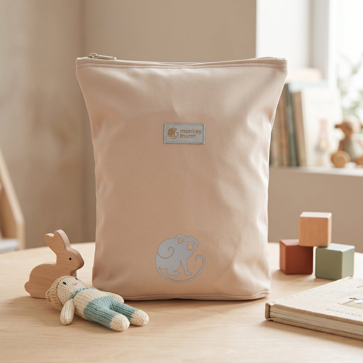 Detský softshellový batôžtek Monkey Mum® - Béžový