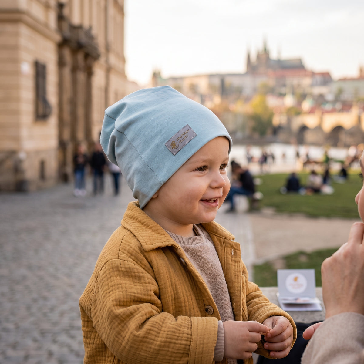 Čiapka Monkey Mum® - Svetlomodrá