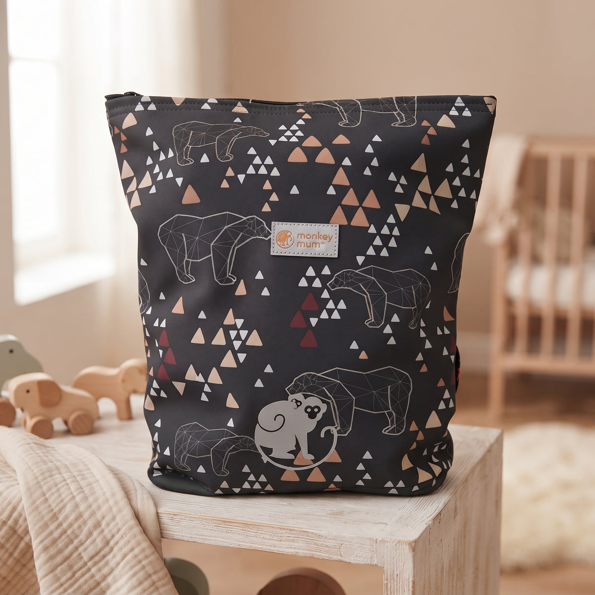 Detský softshellový batôžtek Monkey Mum® - Origami medveď - Tmavozelený