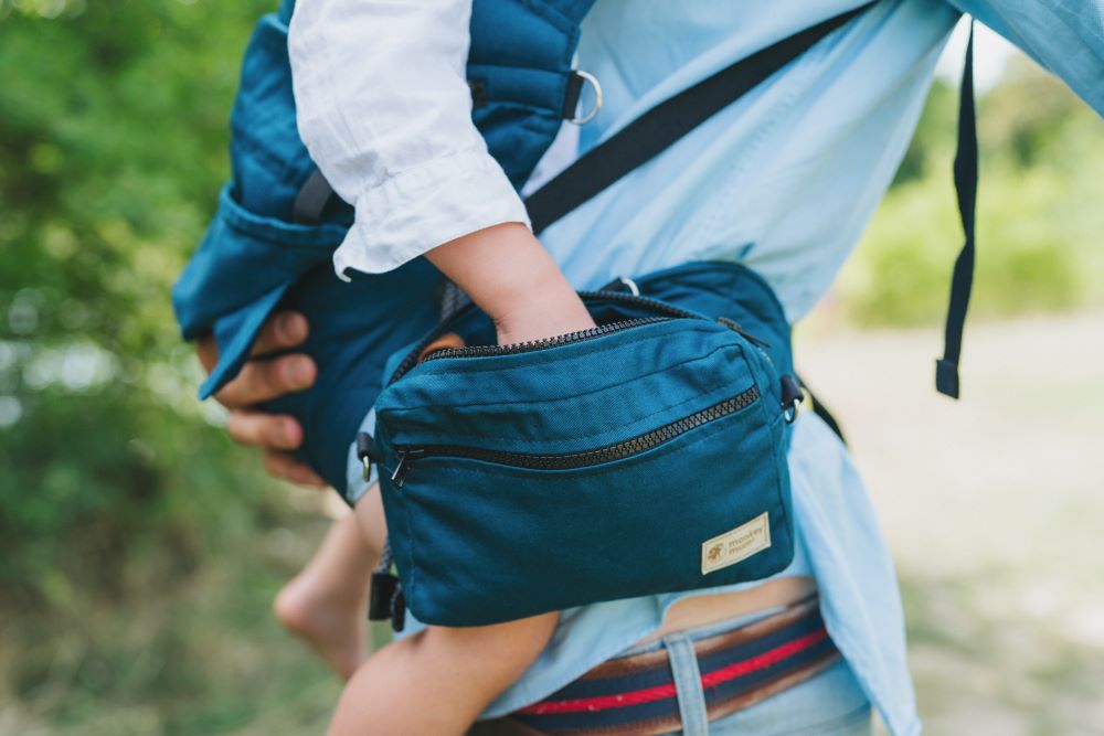 Monkey Mum® Ergonomické rastúce nosidlo Carrie - Pôvab geometrie