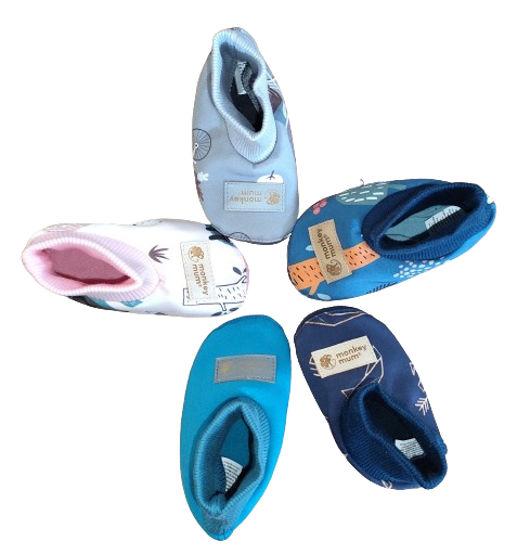 Monkey Mum® Softshellové capáčky s membránou - Súhvezdie dinosaurov