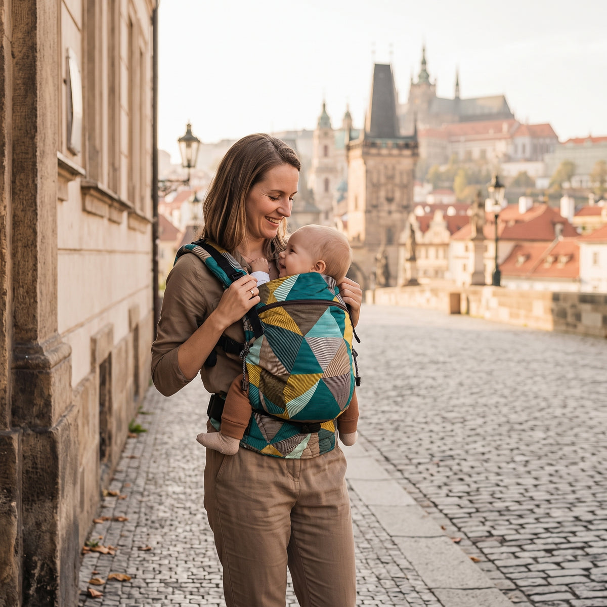 Monkey Mum® Ergonomické rastúce nosidlo Carrie - Pôvab geometrie