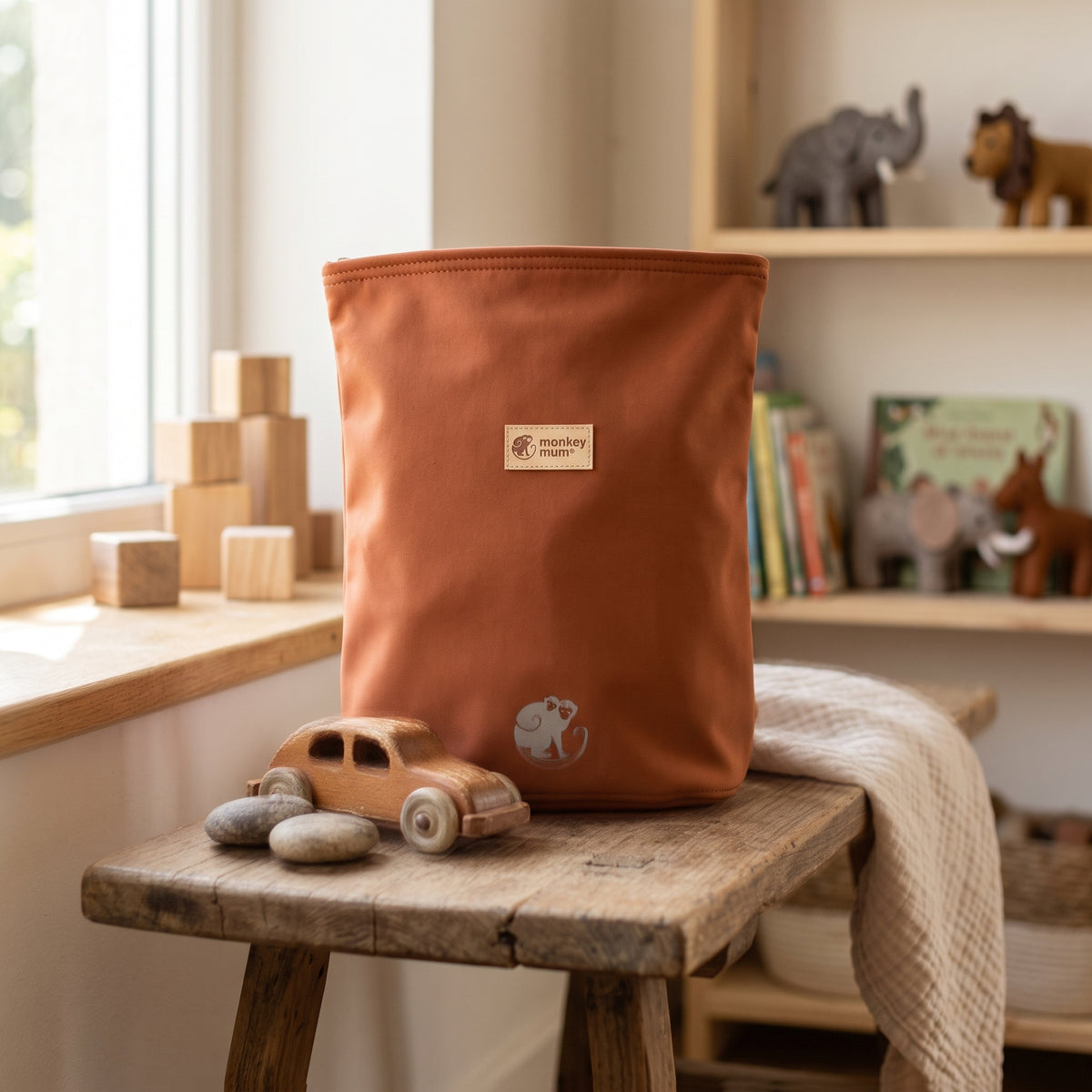 Detský softshellový batôžtek Monkey Mum® - Jesenné lístie