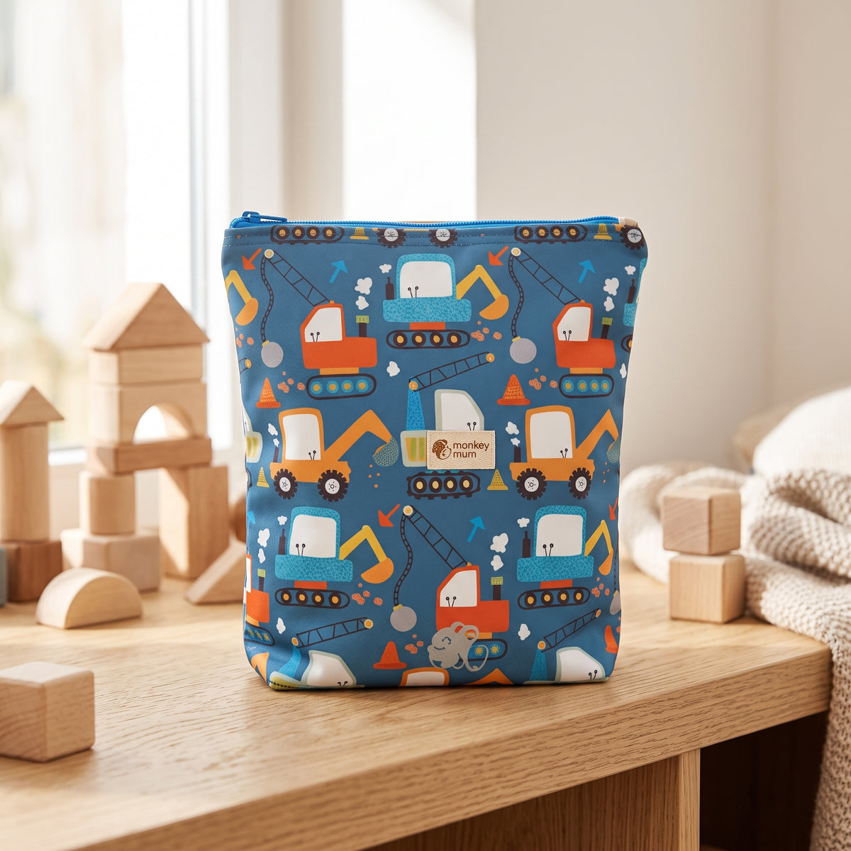 Detský softshellový batôžtek Monkey Mum® - Hravé stavenisko