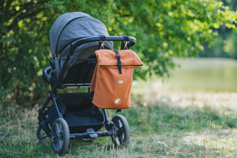 Monkey Mum® Integrovaný keprový batoh k nosiču Carrie - Rozkvitnutá lúka
